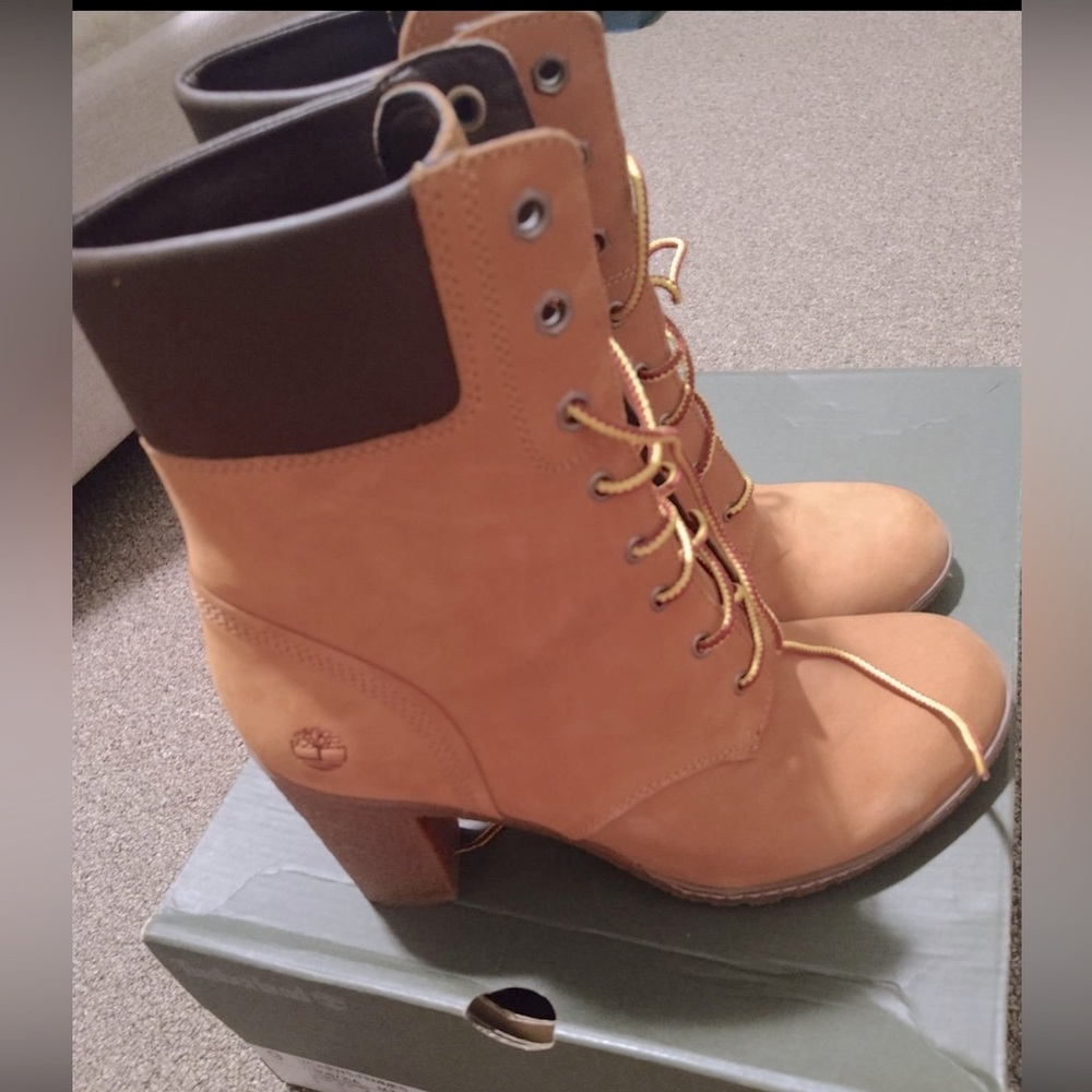 Ladies Timberland boots